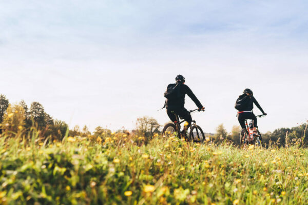 CYCLE CLUB